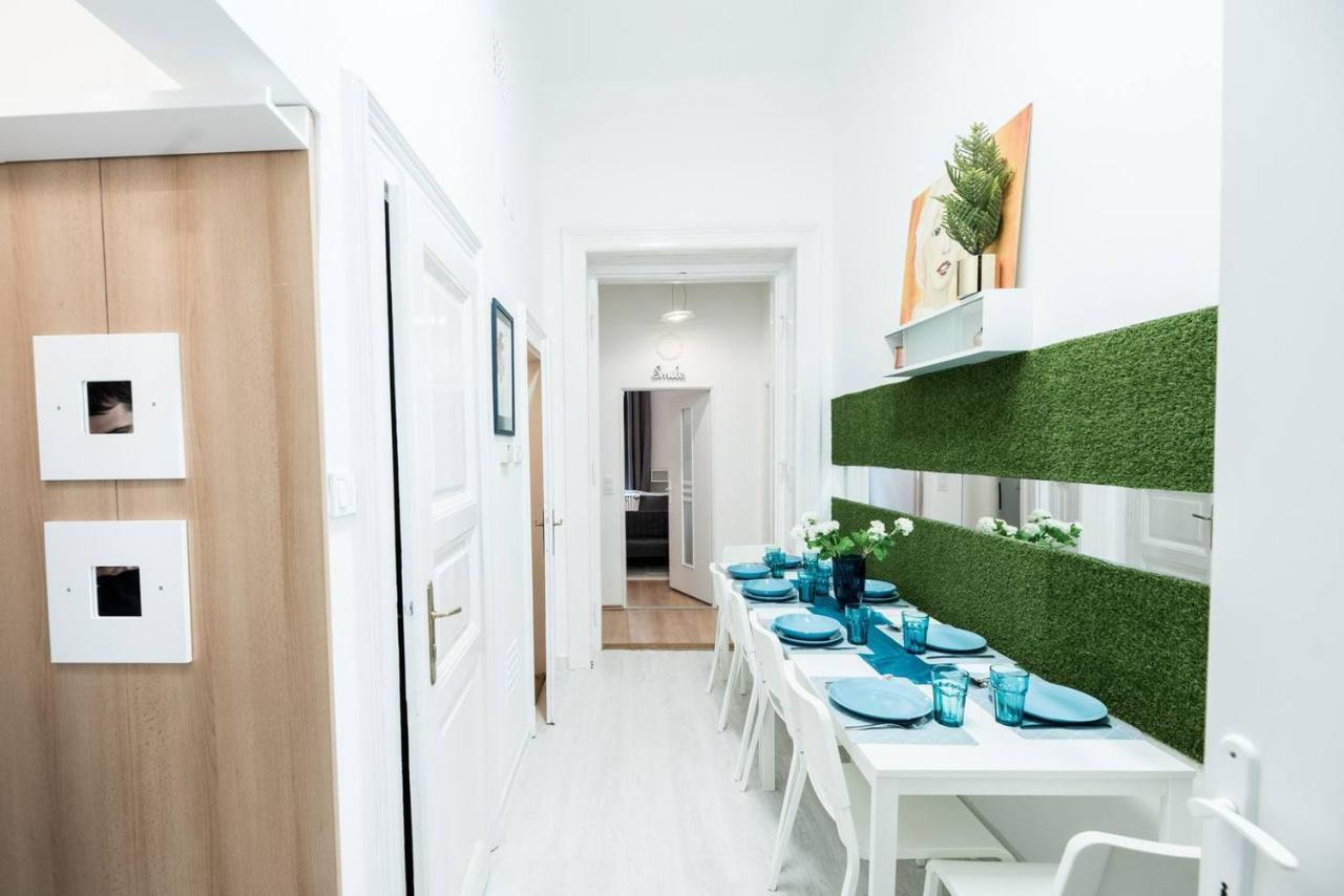 Cosy And Central Apartment With 4 Bedrooms And A/C Budapest Exterior photo